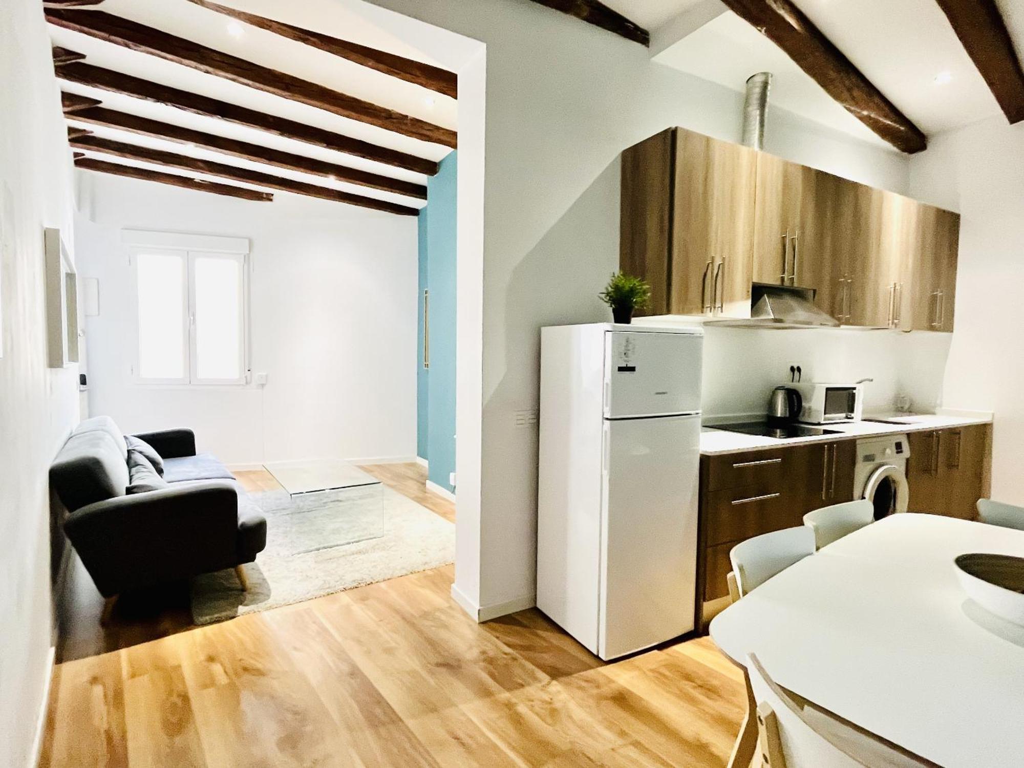 Dplace To Be - Amazing Apartments In Historic Center Мадрид Номер фото