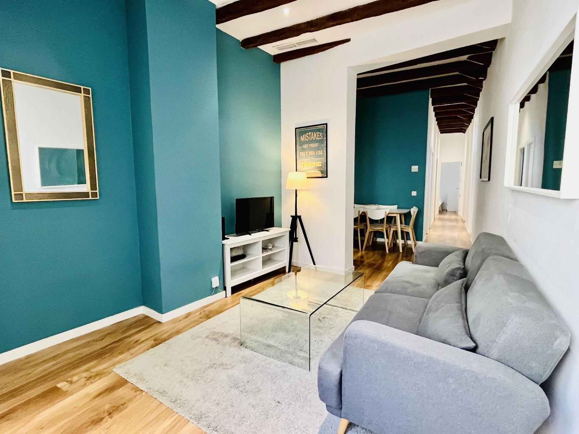 Dplace To Be - Amazing Apartments In Historic Center Мадрид Номер фото